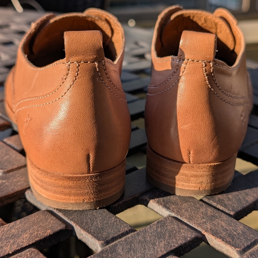 Frye grace Oxfords, Sz 8 - Picture 3 of 6